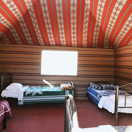 Wadi Rum Backpacker Camp エクステリア 写真