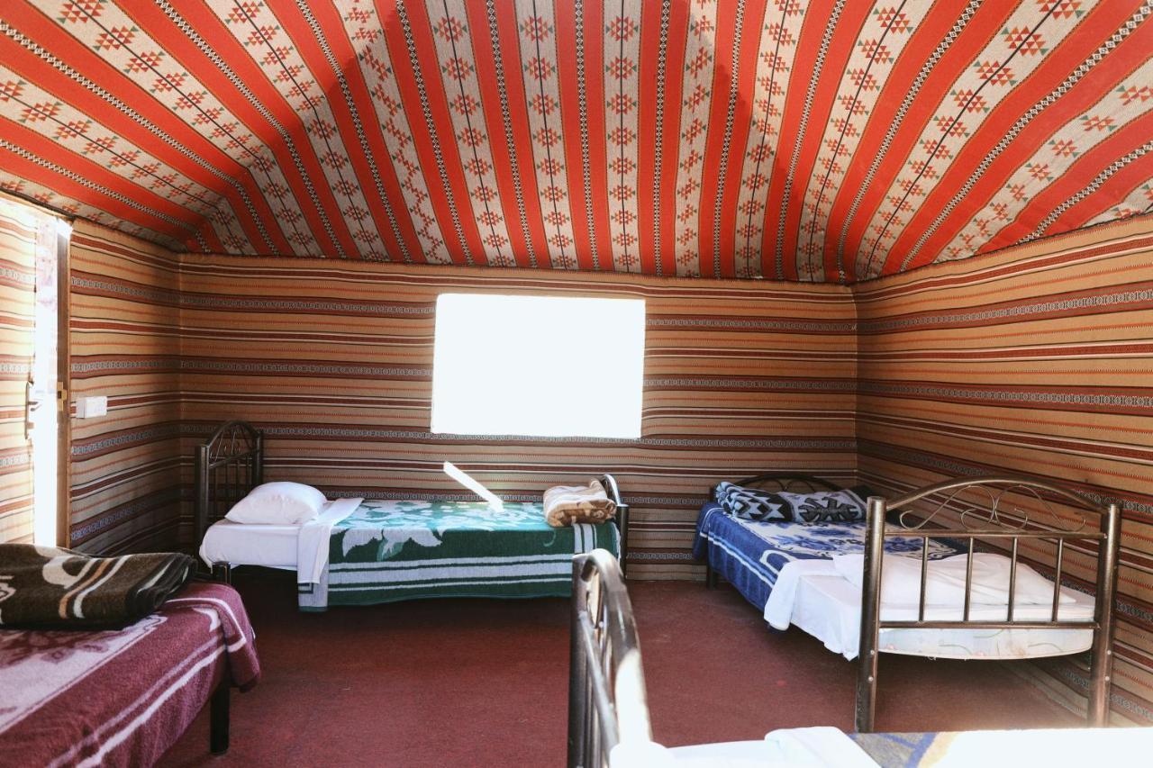 Wadi Rum Backpacker Camp エクステリア 写真