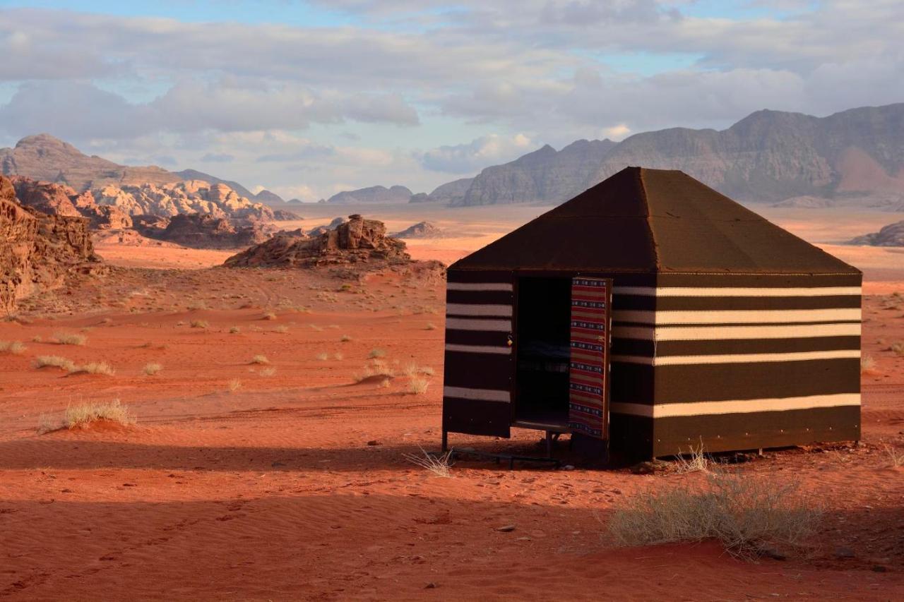 Wadi Rum Backpacker Camp エクステリア 写真