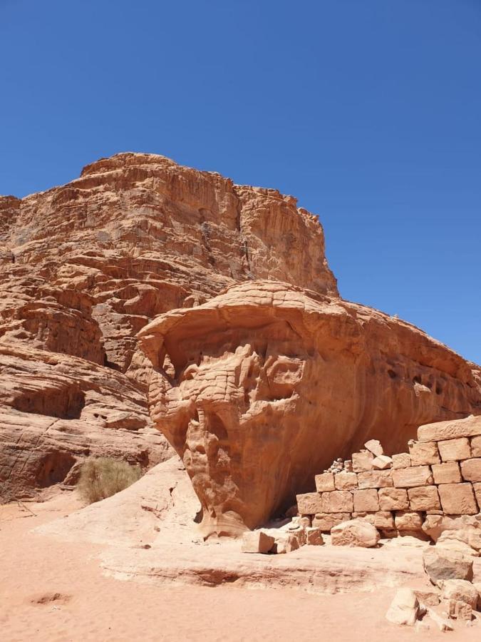 Wadi Rum Backpacker Camp エクステリア 写真
